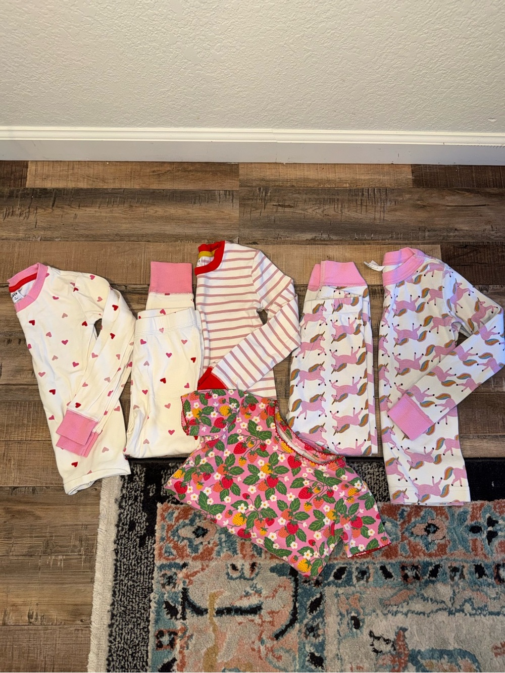 Mini Boden & Hanna Andersson Girls Pink Striped / Unicorn Pajama Sets Tops 5Y-6Y